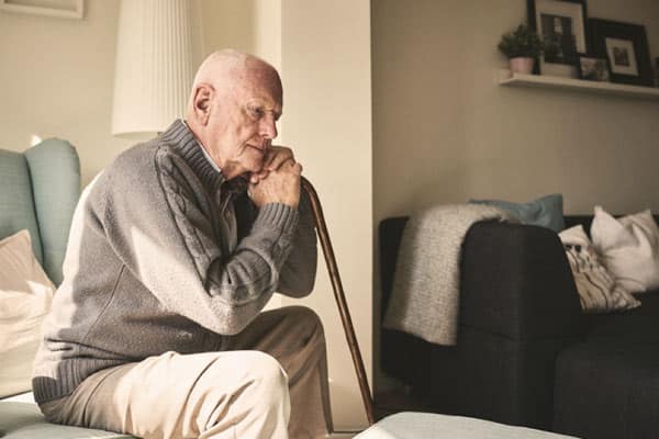 Learn how to manage the effects of seasonal affective disorder in older adults.